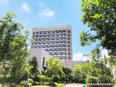 、物业办理内容：对衡宇及其从属设备办理、维